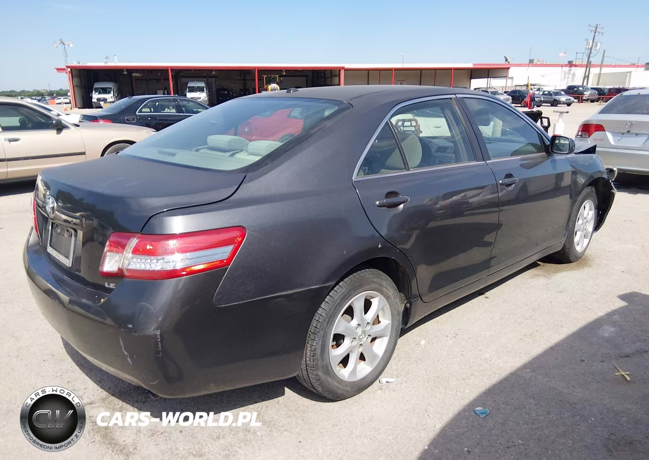 2011 Toyota Camry Le VIN:4T1BF3EK0BU121900 - 4