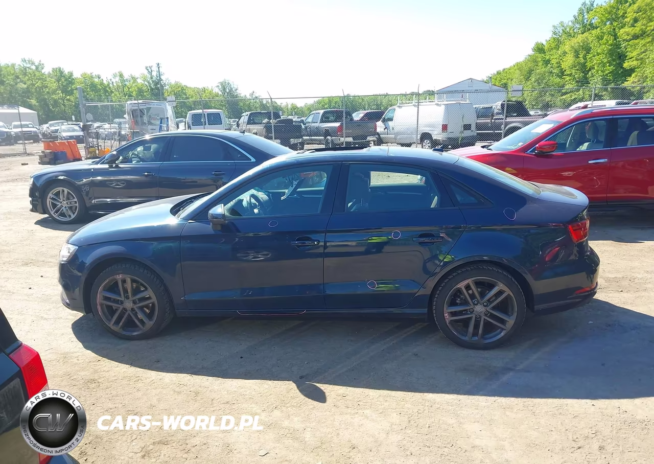 2018 Audi A3 2.0T Premium-2.0T Tech Premium VIN:WAUB8GFF0J1060813 - 14