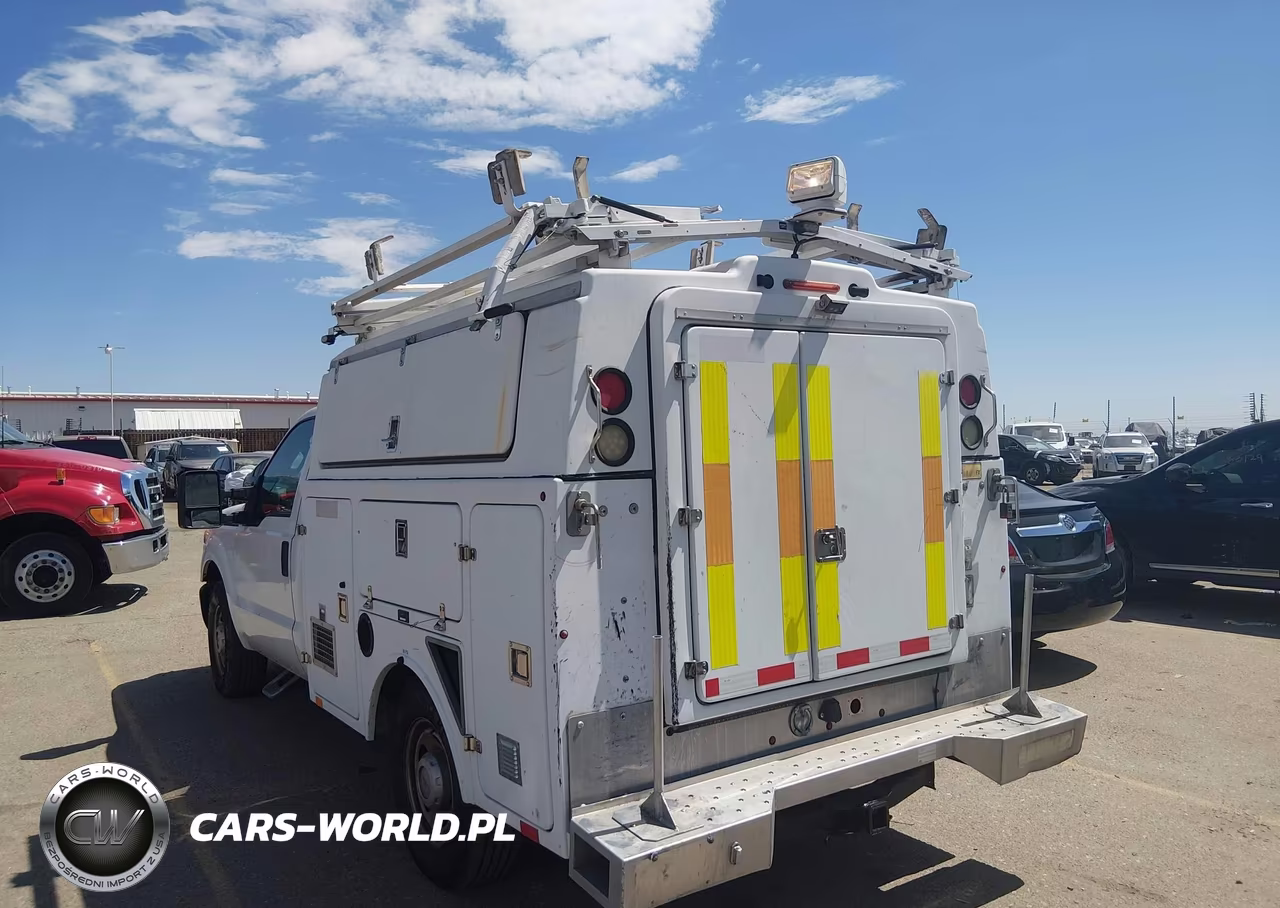2013 Ford F350 Utility - Service Truck VIN:1FDRF3A6XDEB92462 - 3