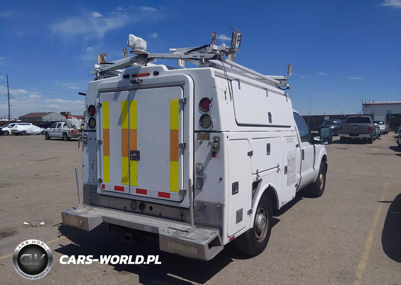 2013 Ford F350 Utility - Service Truck VIN:1FDRF3A6XDEB92462 - 4