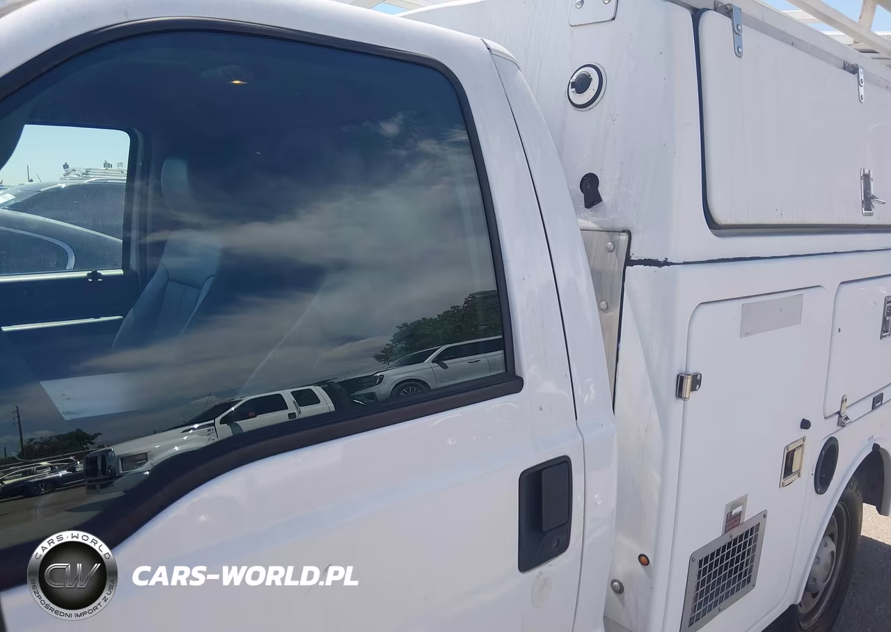 2013 Ford F350 Utility - Service Truck VIN:1FDRF3A6XDEB92462 - 7
