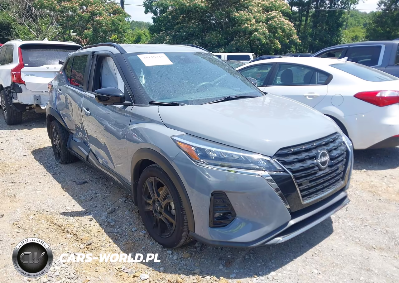 2023 Nissan Kicks Sr Xtronic Cvt
