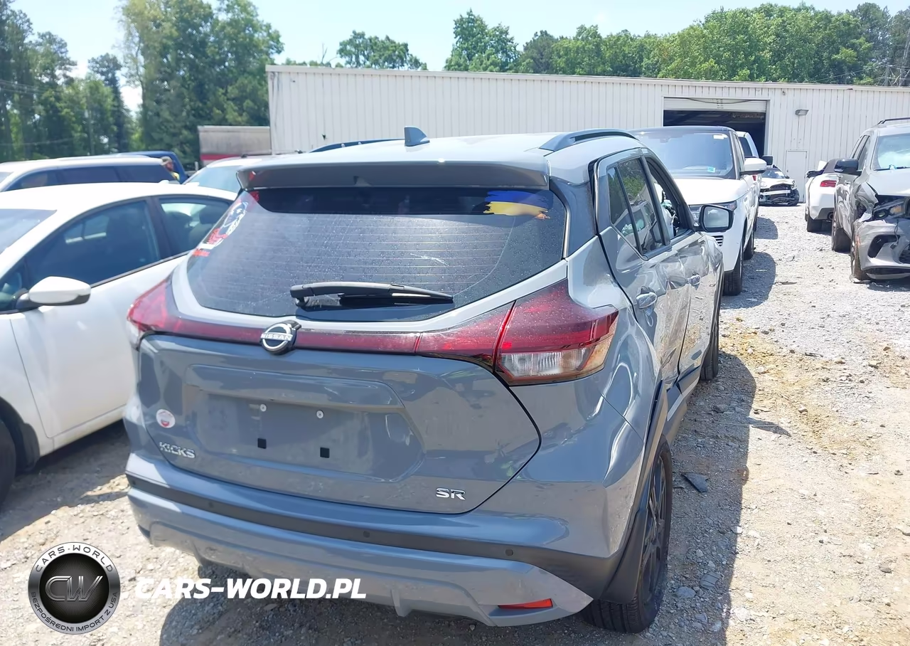 2023 Nissan Kicks Sr Xtronic Cvt VIN:3N1CP5DV7PL467184 - 4