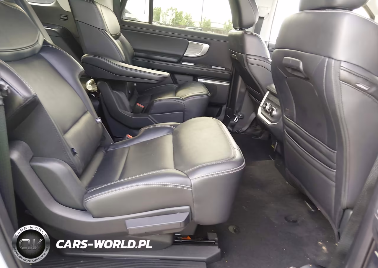 2025 Ford Expedition Platinum Max VIN:1FMJK1M89SEA22181 - 8