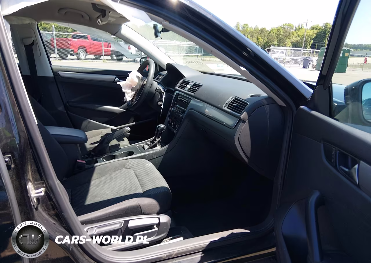 2015 Volkswagen Passat 1.8T S VIN:1VWAT7A33FC045628 - 5