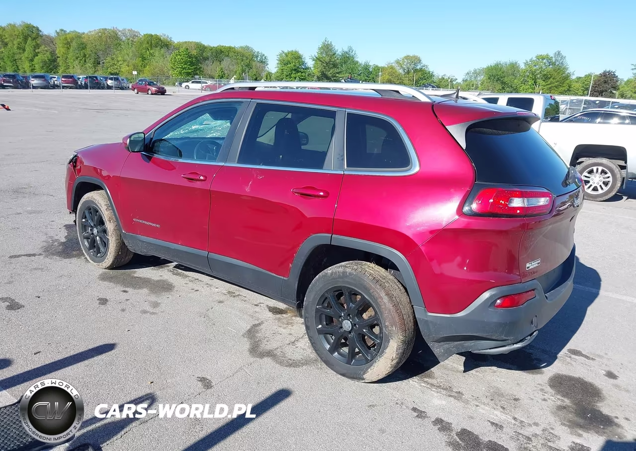 2016 Jeep Cherokee Latitude VIN:1C4PJLCS2GW138382 - 3