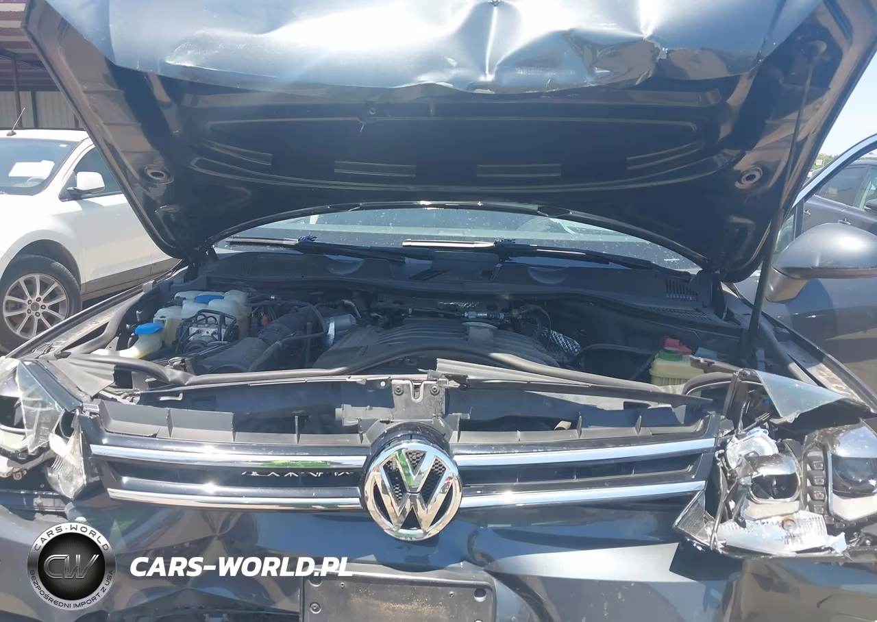 2012 Volkswagen Touareg Vr6 Sport VIN:WVGFF9BP7CD002442 - 10