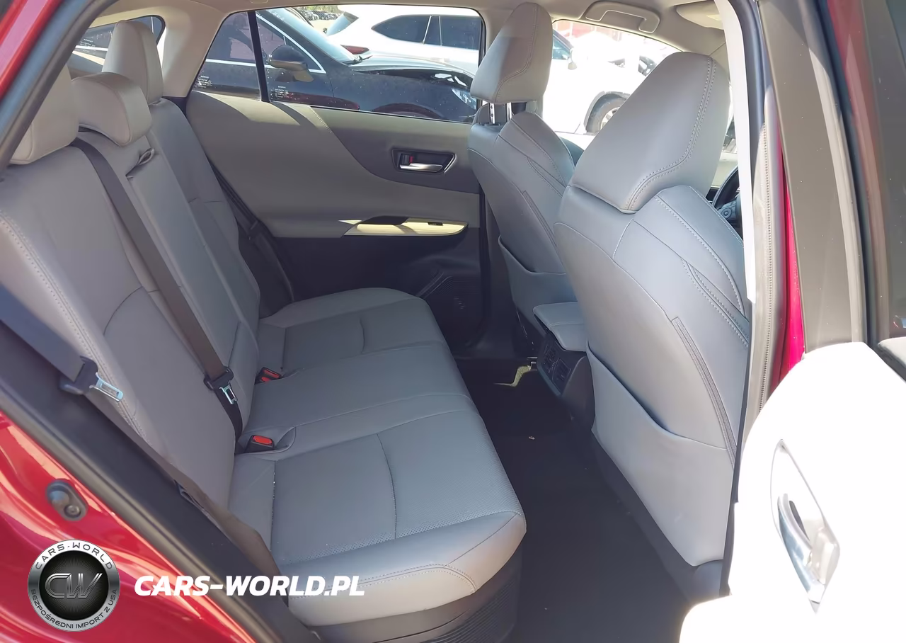 2024 Toyota Venza Limited VIN:JTEAAAAH2RJ158791 - 8