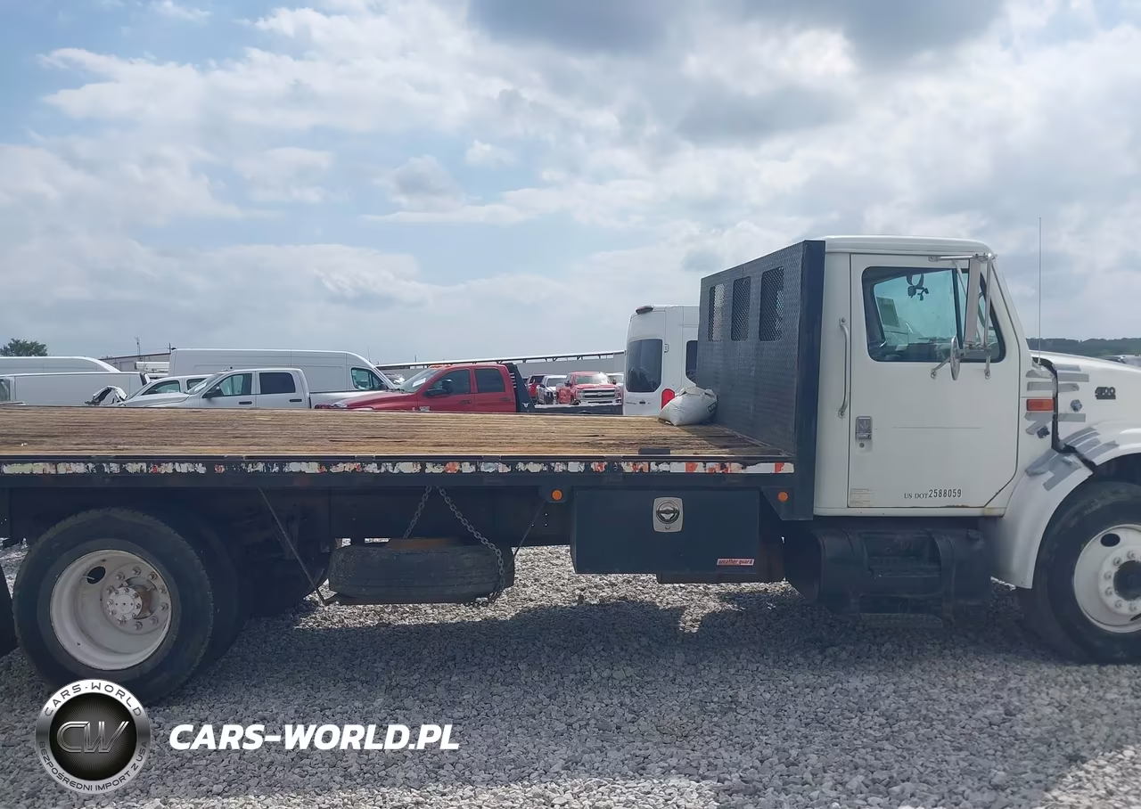1999 International 4000 4700 VIN:1HTSCABM5XH605216 - 13