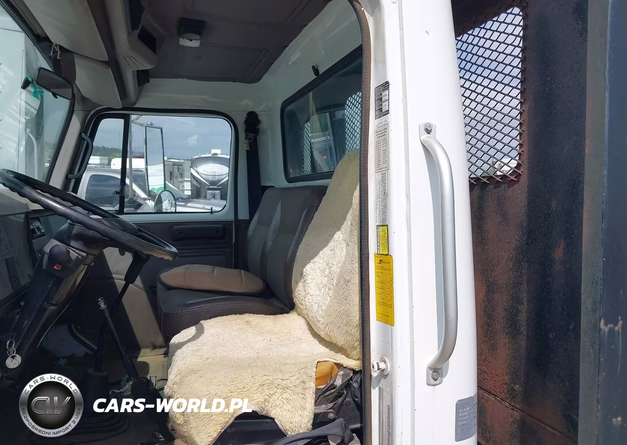 1999 International 4000 4700 VIN:1HTSCABM5XH605216 - 6