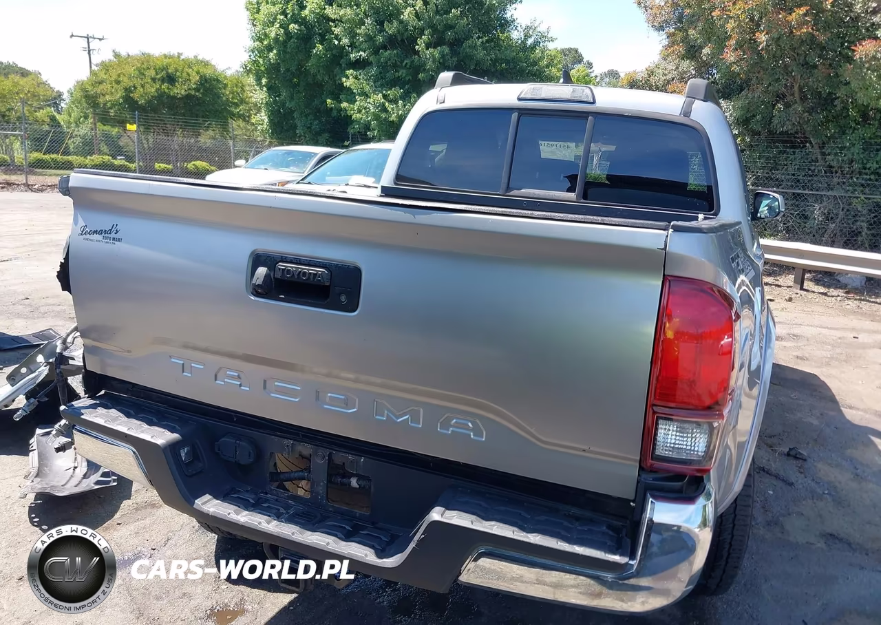 2016 Toyota Tacoma Sr5 V6 VIN:3TMCZ5AN8GM010115 - 17