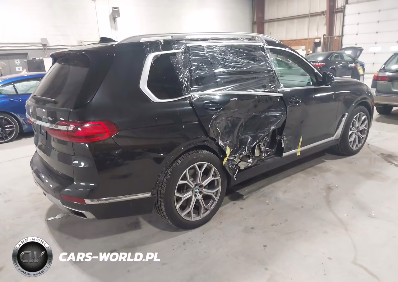 2019 BMW X7 xDrive50I VIN:5UXCX4C56KLS36238 - 4