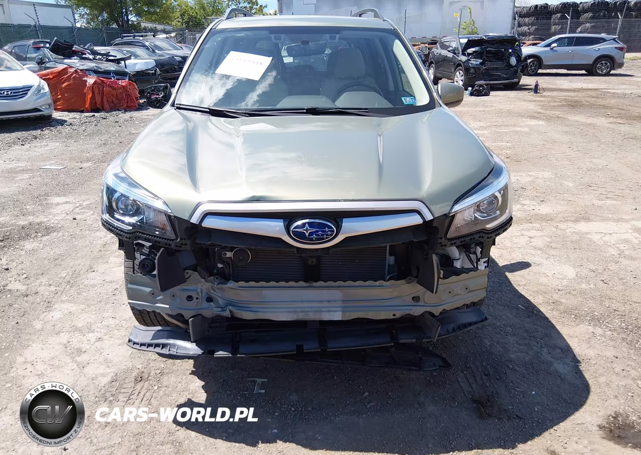 2020 Subaru Forester Premium VIN:JF2SKAJCXLH438419 - 6