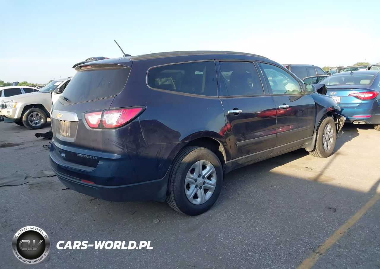 2015 Chevrolet Traverse Ls VIN:1GNKRFKD4FJ368077 - 4