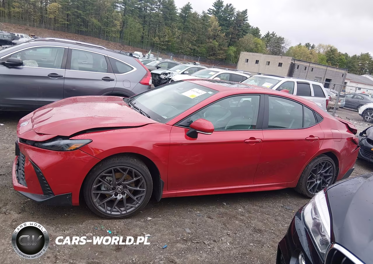 2026 Toyota Camry Se VIN:4T1DBADK7TU049010 - 14