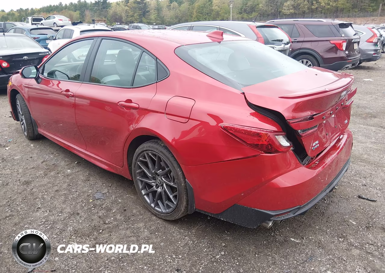 2026 Toyota Camry Se VIN:4T1DBADK7TU049010 - 3
