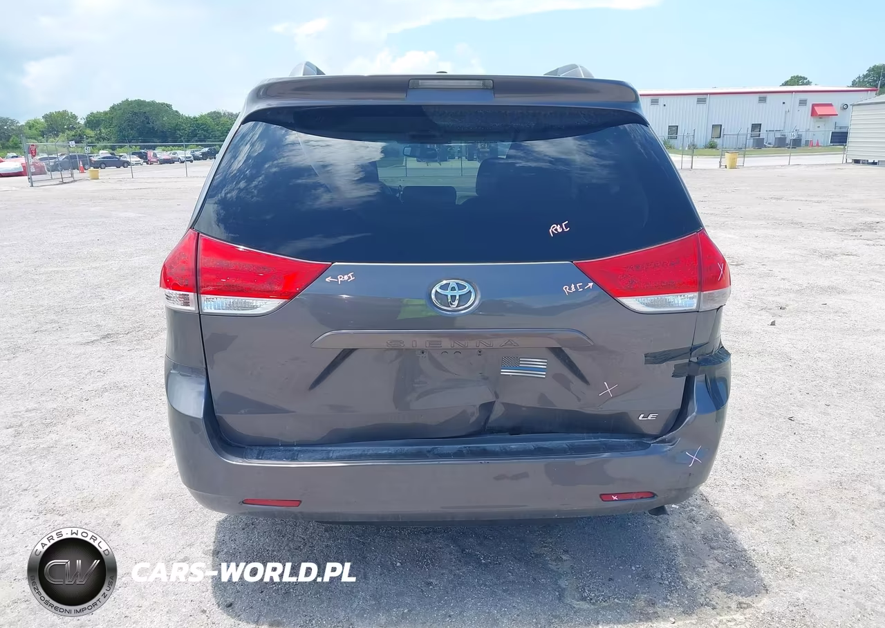 2011 Toyota Sienna Le V6 VIN:5TDKK3DC0BS010777 - 16