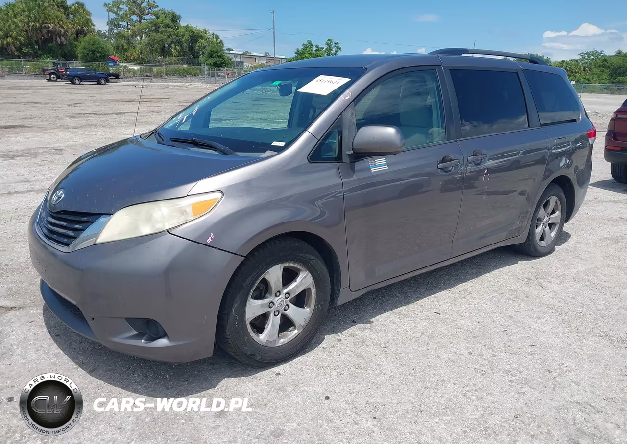 2011 Toyota Sienna Le V6 VIN:5TDKK3DC0BS010777 - 2