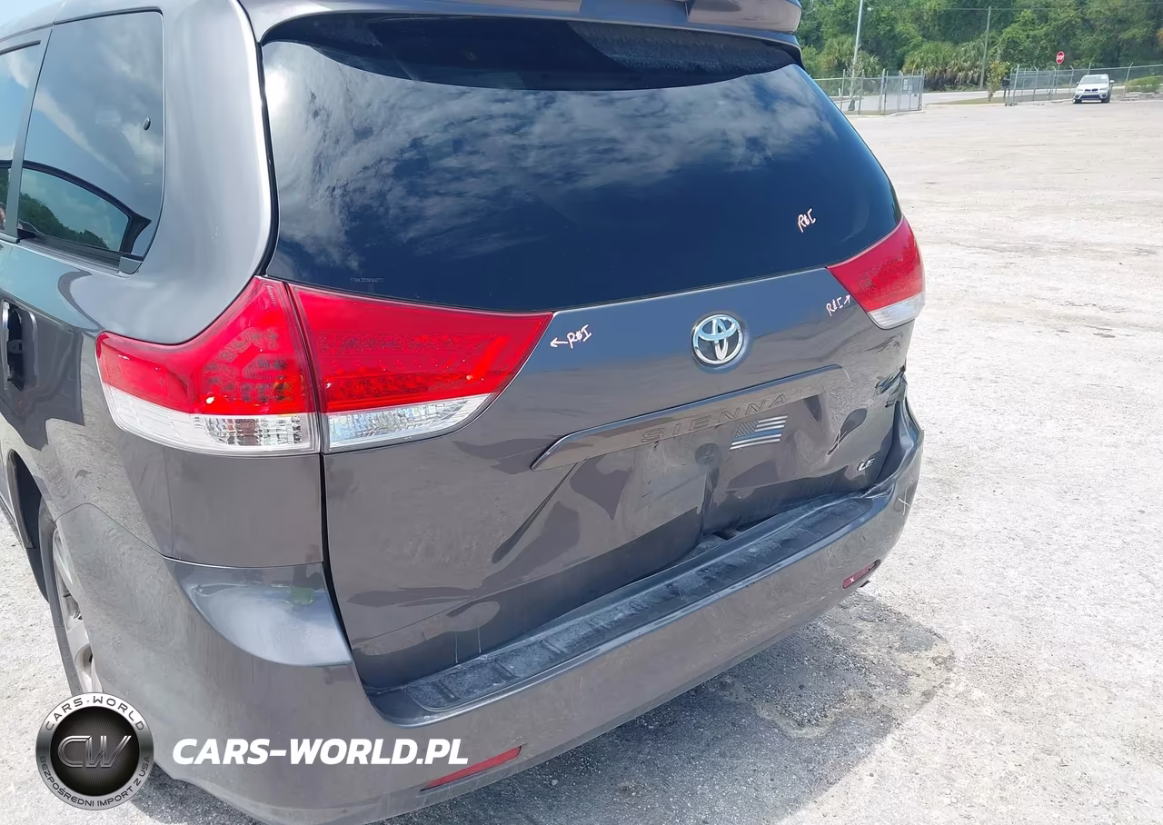 2011 Toyota Sienna Le V6 VIN:5TDKK3DC0BS010777 - 6