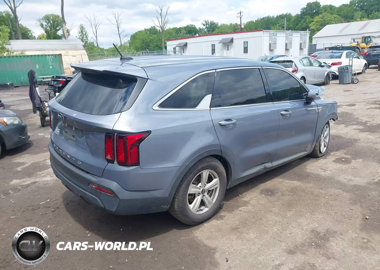 2021 Kia Sorento Lx VIN:5XYRG4LC1MG073619 - 4