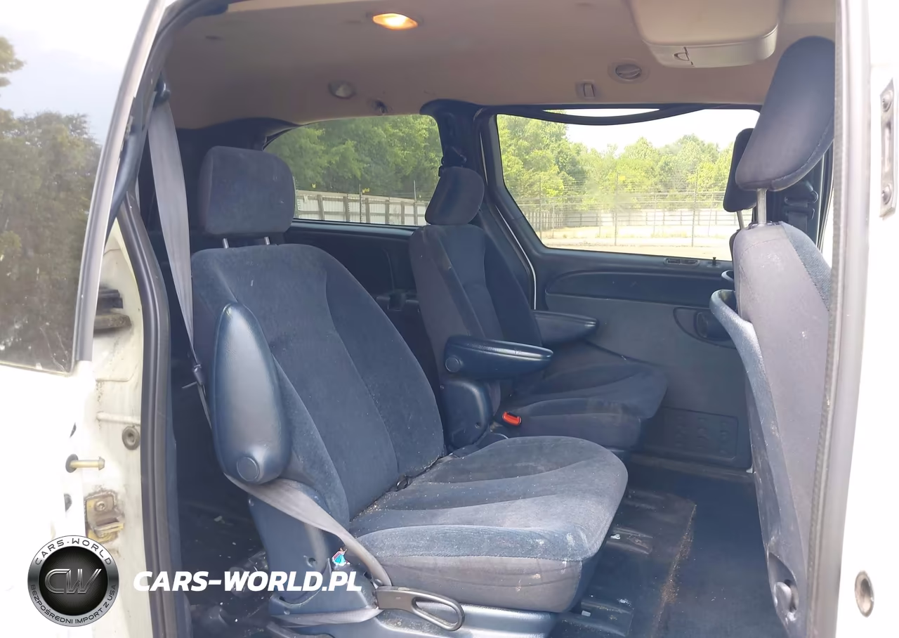2003 Dodge Grand Caravan Sport VIN:2D4GP44313R274570 - 8