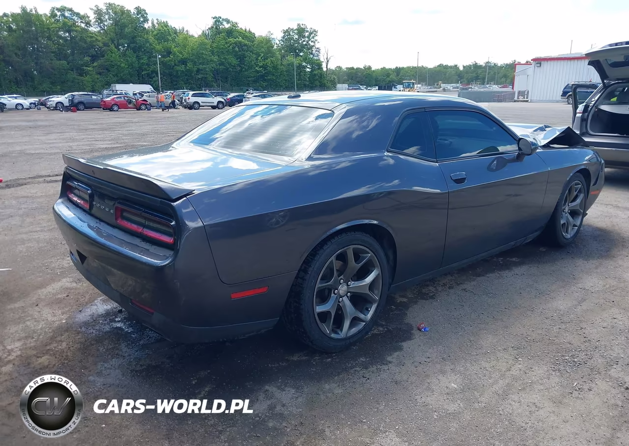2015 Dodge Challenger Sxt VIN:2C3CDZAG0FH823473 - 4