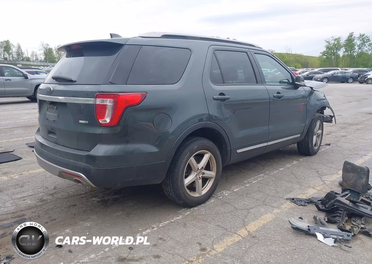 2016 Ford Explorer Xlt VIN:1FM5K8D82GGA58543 - 4