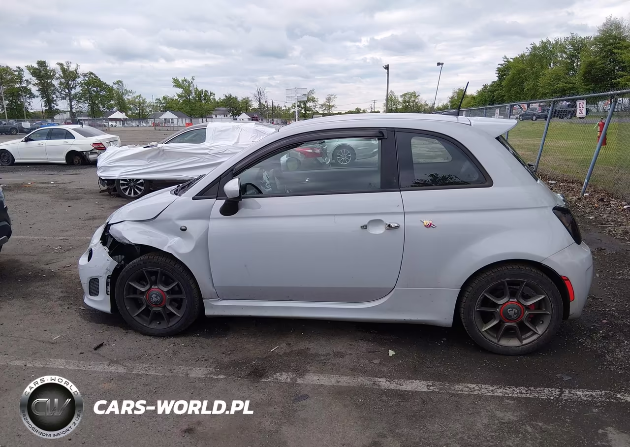 2016 Fiat 500 Abarth VIN:3C3CFFFH4GT165546 - 14