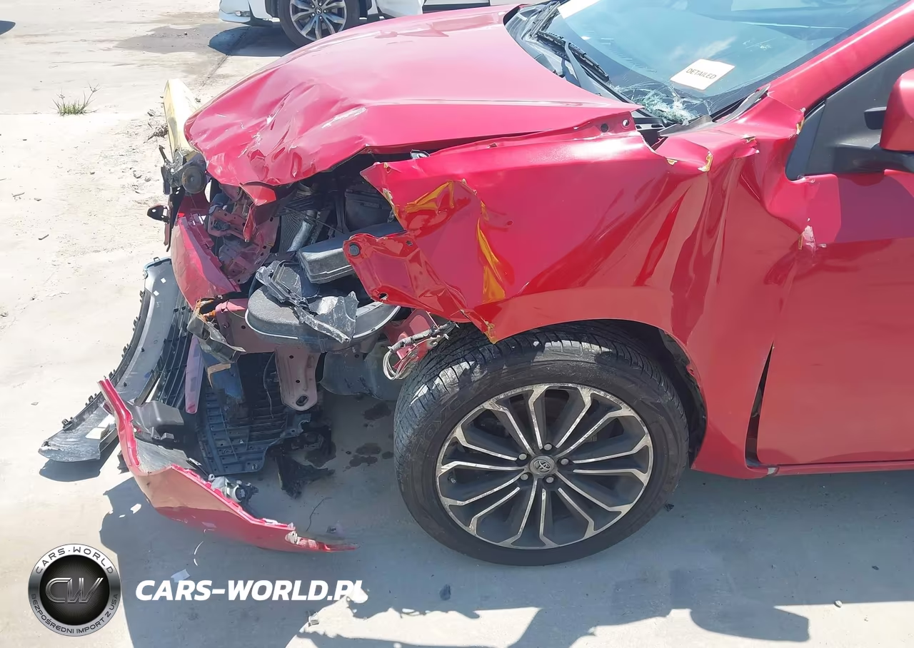 2016 Toyota Corolla S Plus VIN:5YFBURHE1GP367622 - 17
