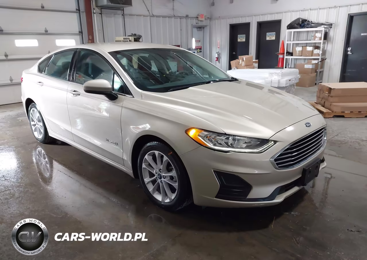 2019 Ford Fusion Hybrid Se – zdjęcie 1 z 21