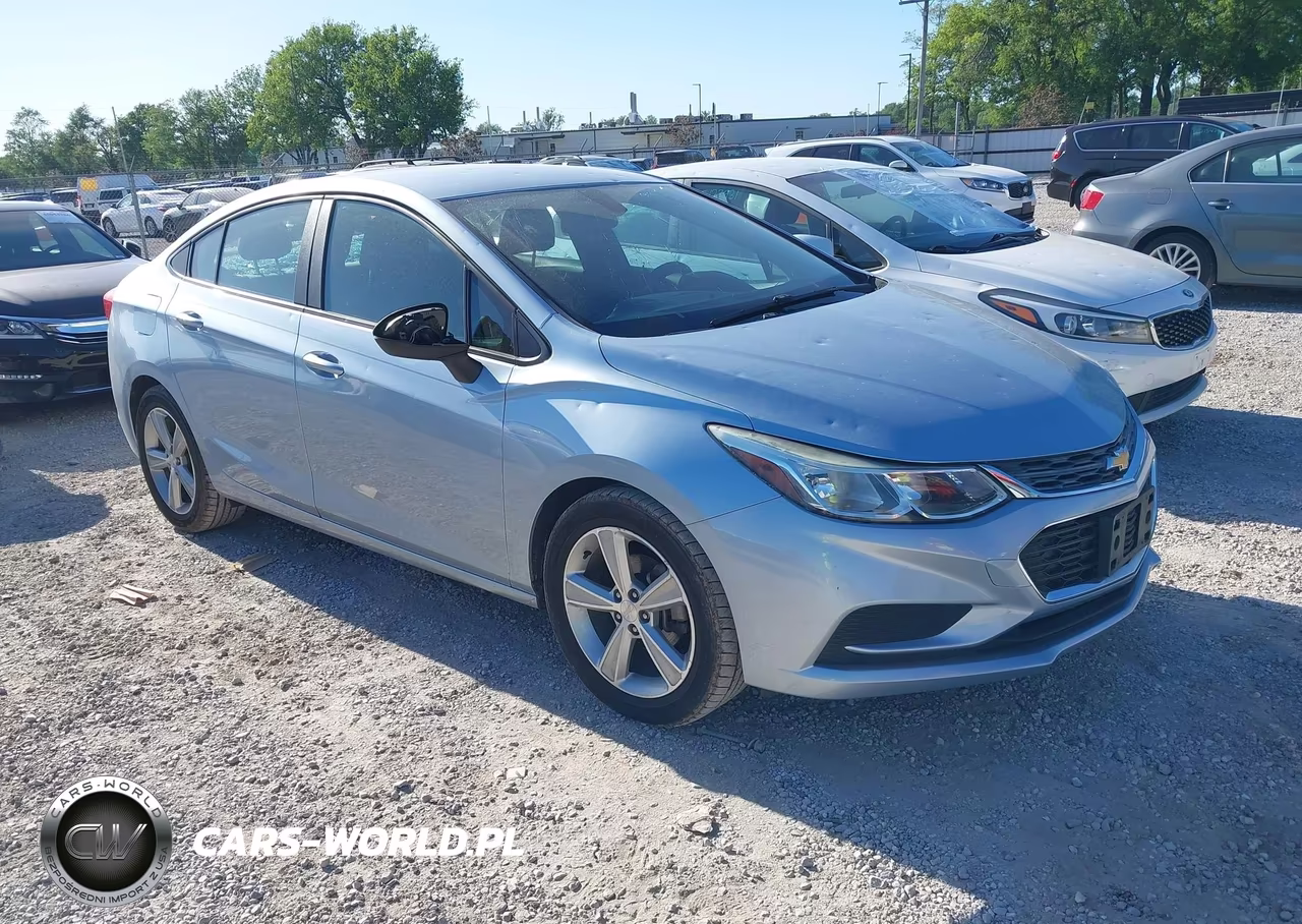 2018 Chevrolet Cruze Ls Auto – zdjęcie 1 z 16
