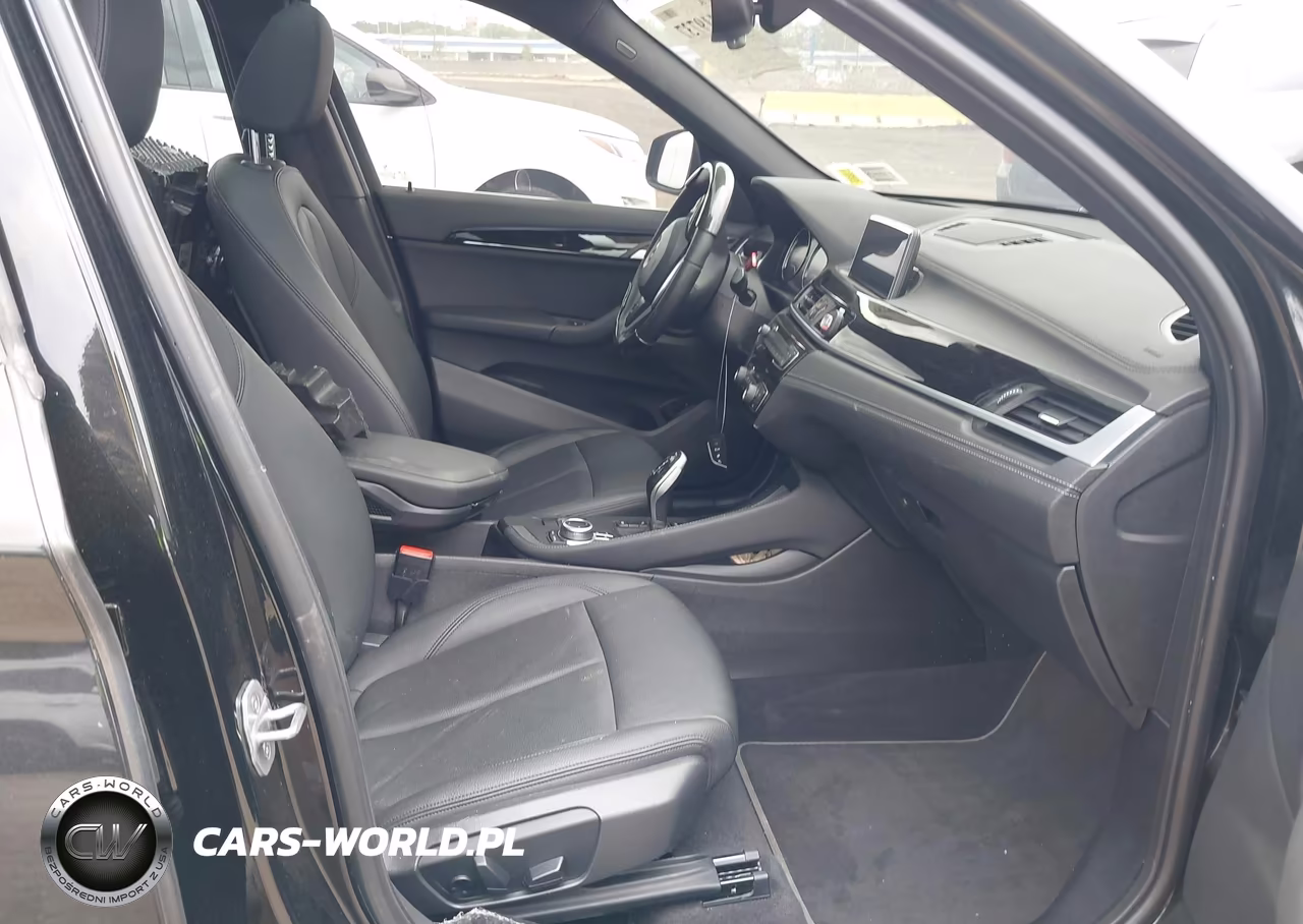 2021 BMW X1 xDrive28I VIN:WBXJG9C05M5U09977 - 12