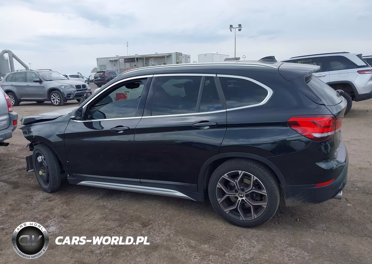 2021 BMW X1 xDrive28I VIN:WBXJG9C05M5U09977 - 15