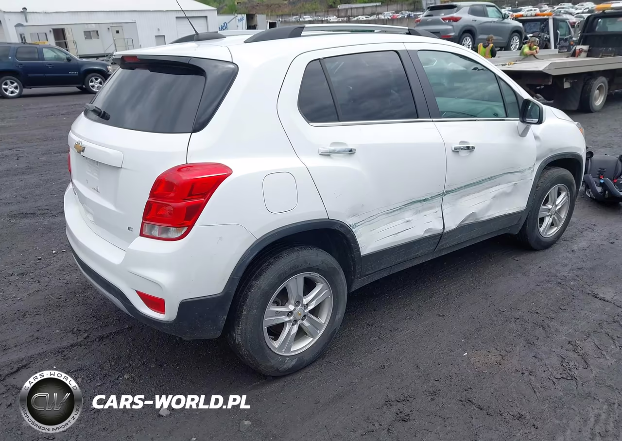 2019 Chevrolet Trax Lt VIN:KL7CJPSB2KB947692 - 4