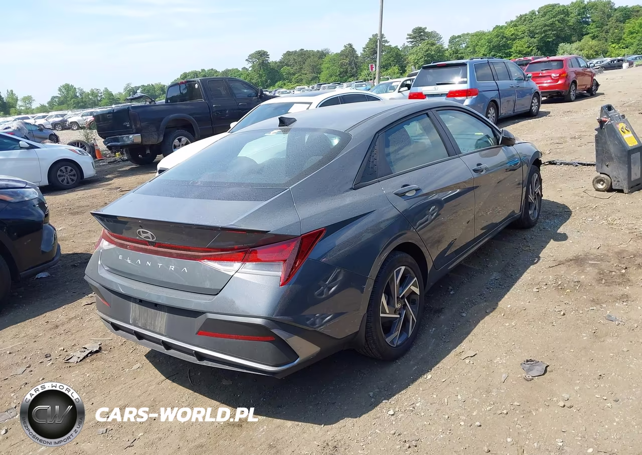 2025 Hyundai Elantra Sel Sport VIN:KMHLM4DG5SU988285 - 4