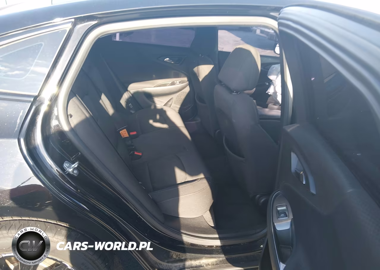 2019 Chevrolet Malibu Lt VIN:1G1ZD5ST4KF174386 - 8