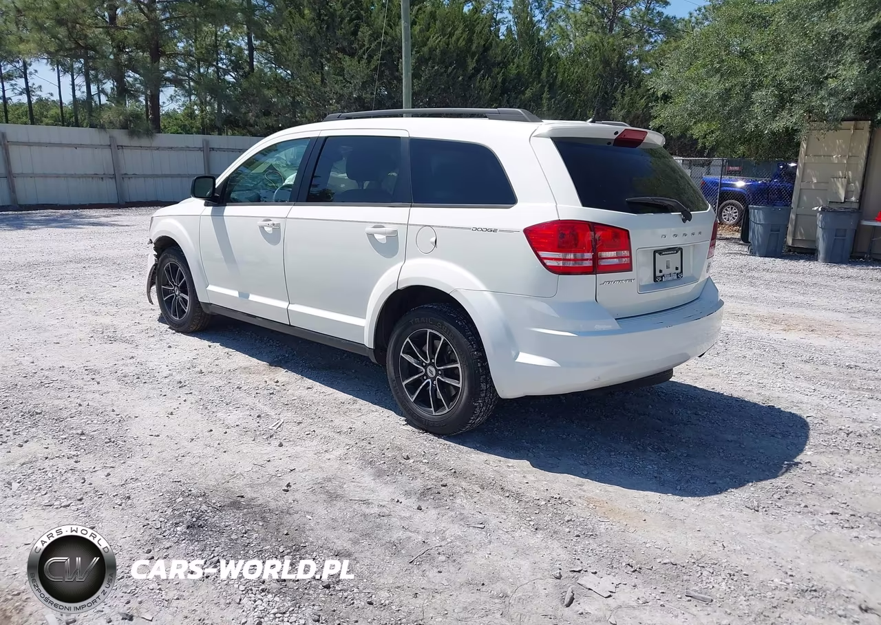 2018 Dodge Journey Se VIN:3C4PDCAB7JT535299 - 3