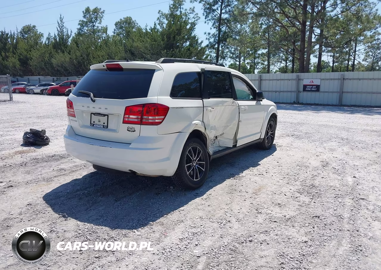2018 Dodge Journey Se VIN:3C4PDCAB7JT535299 - 4