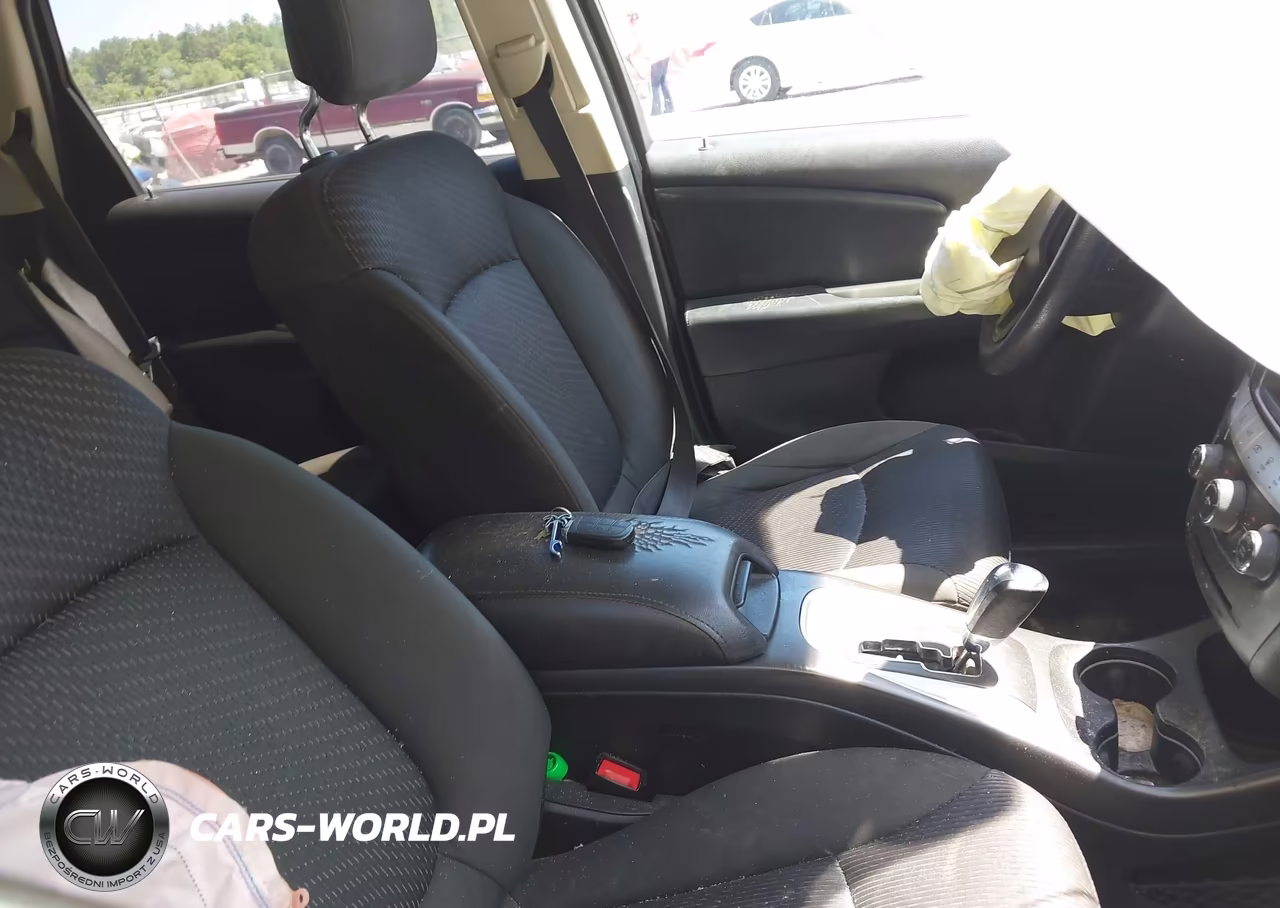 2018 Dodge Journey Se VIN:3C4PDCAB7JT535299 - 5
