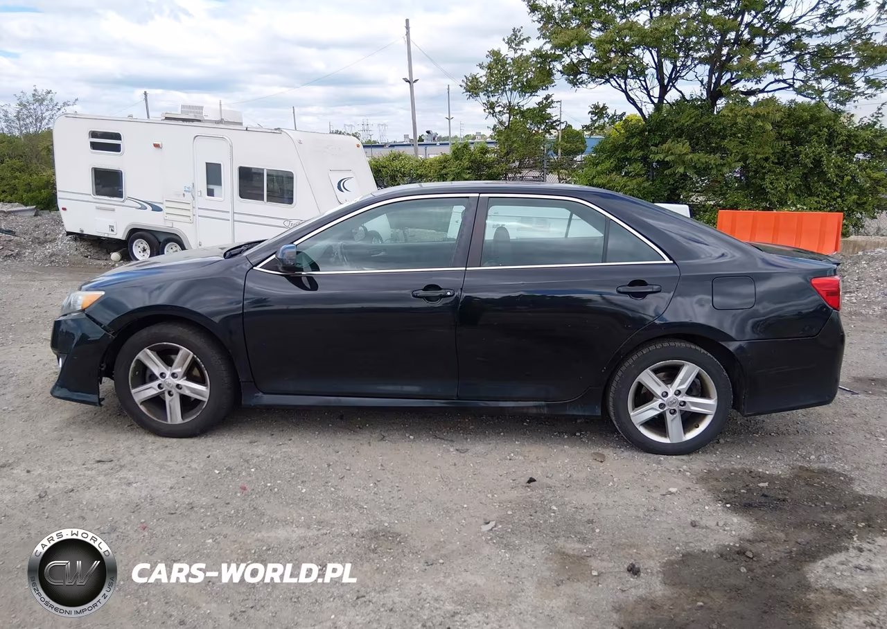 2014 Toyota Camry Se VIN:4T1BF1FK5EU313837 - 14