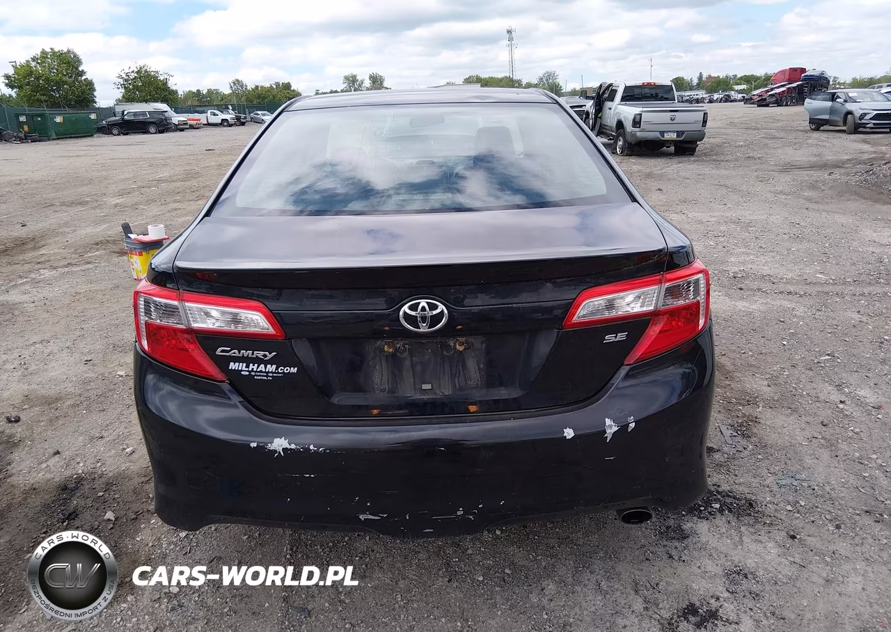 2014 Toyota Camry Se VIN:4T1BF1FK5EU313837 - 16