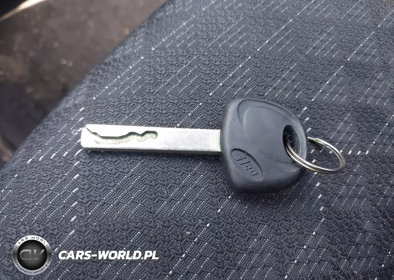 2021 Kia Rio S VIN:3KPA24AD8ME376742 - 11