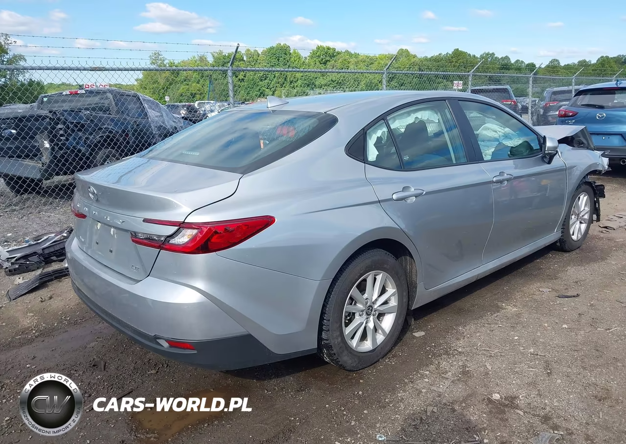 2025 Toyota Camry Le VIN:4T1DAACK7SU105675 - 4