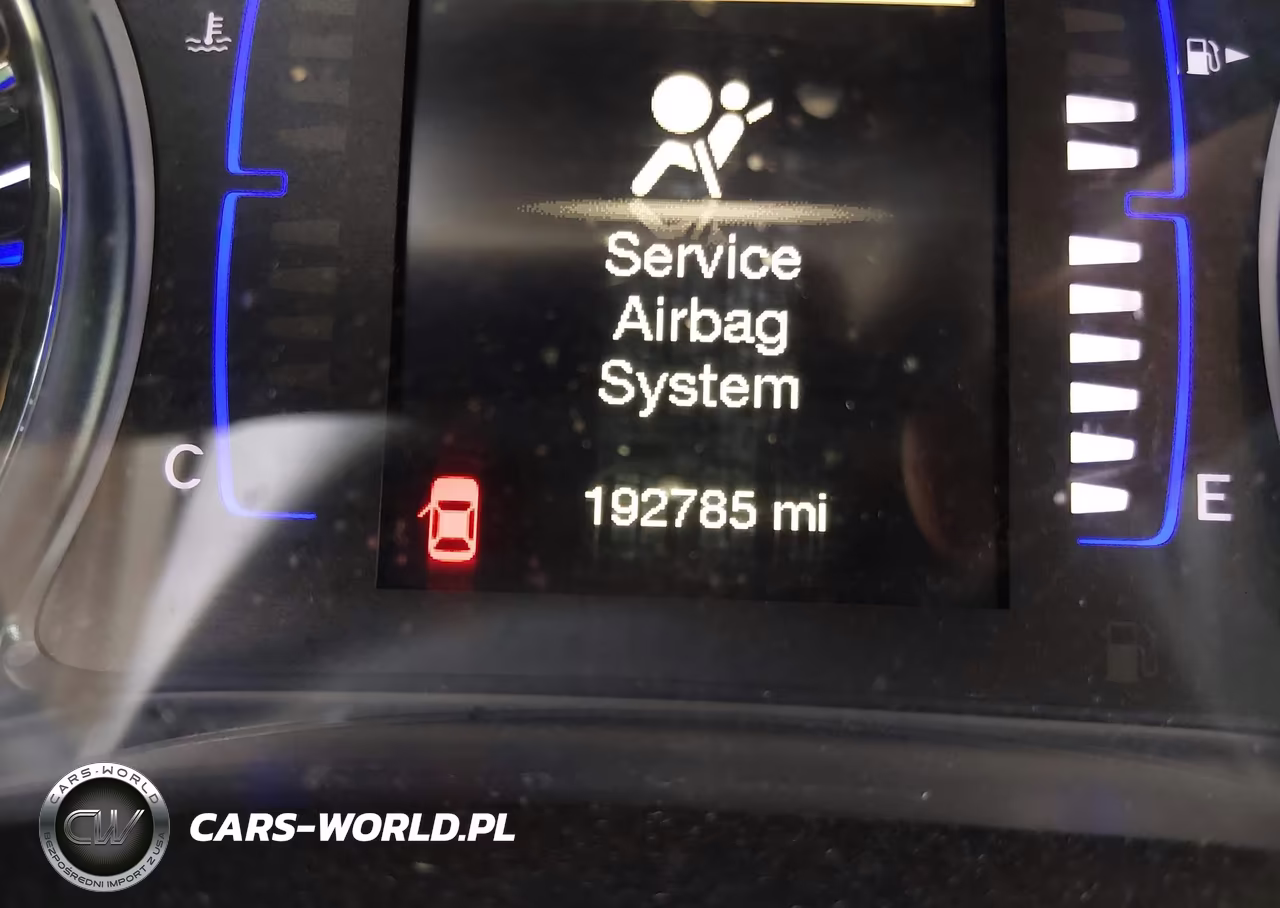 2016 Chrysler 200 Limited VIN:1C3CCCAB5GN190045 - 13