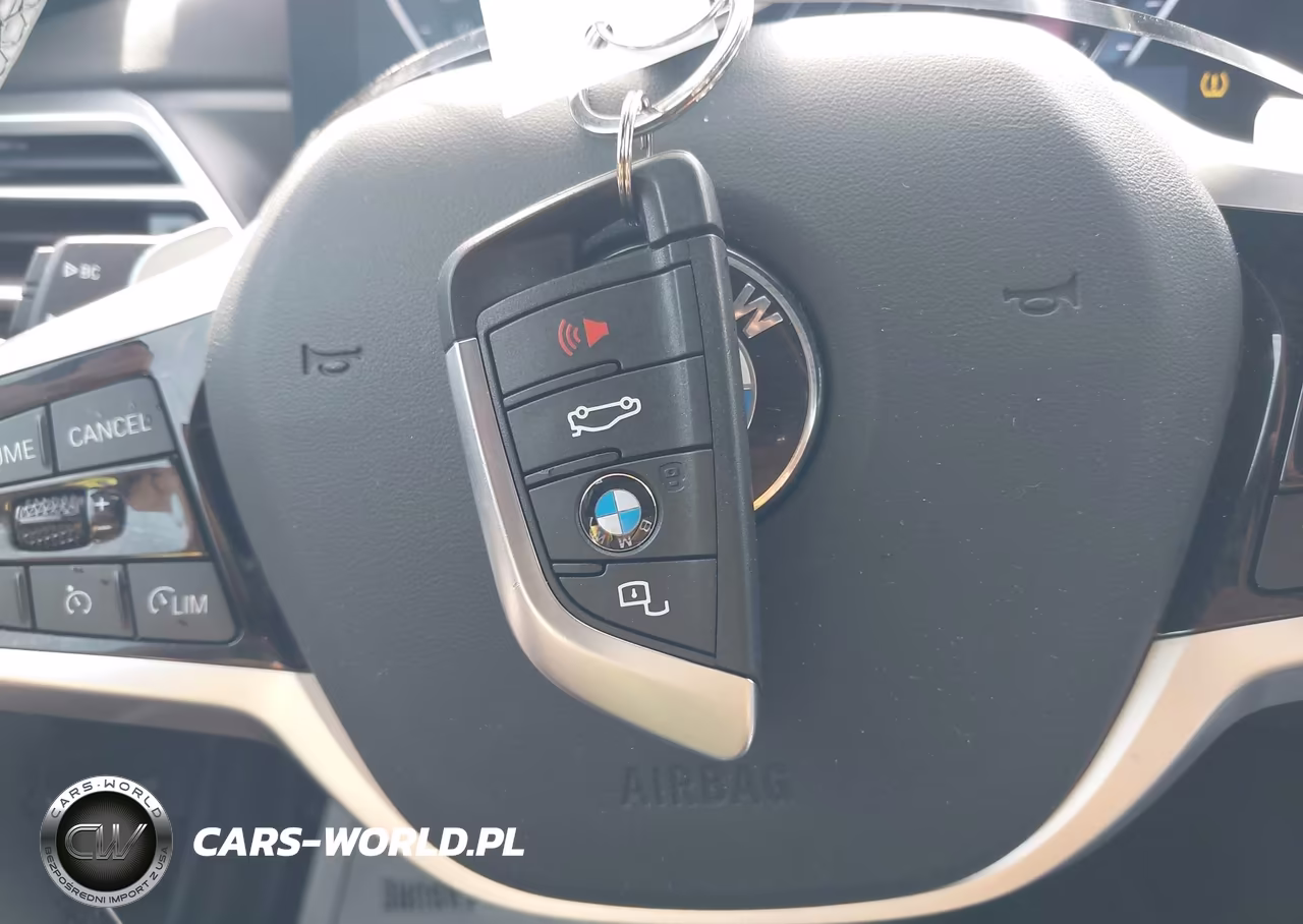 2025 BMW 230I xDrive VIN:3MW33CM03S8F04631 - 11