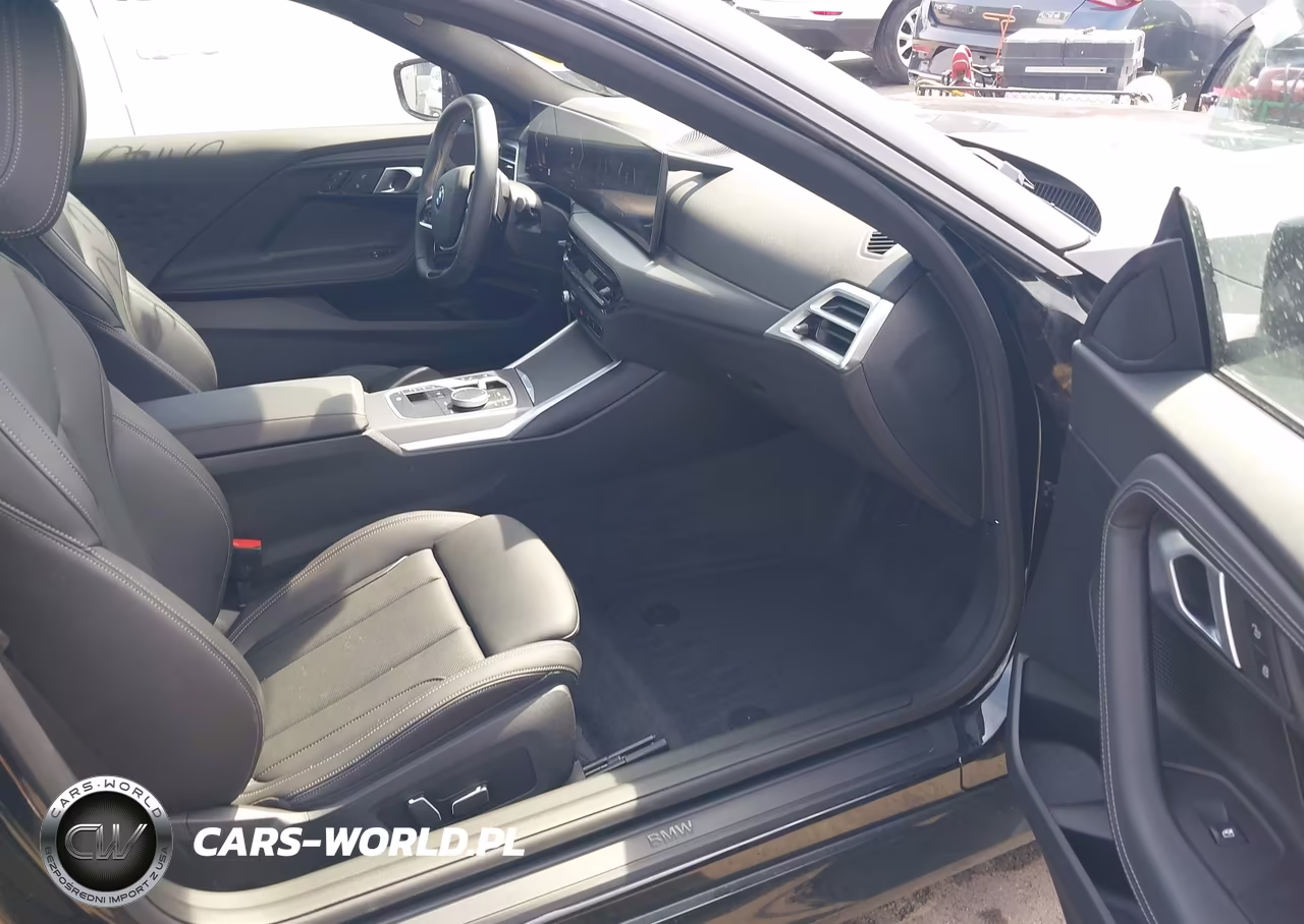 2025 BMW 230I xDrive VIN:3MW33CM03S8F04631 - 5