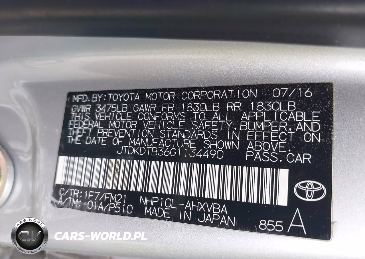 2016 Toyota Prius C Two VIN:JTDKDTB36G1134490 - 9