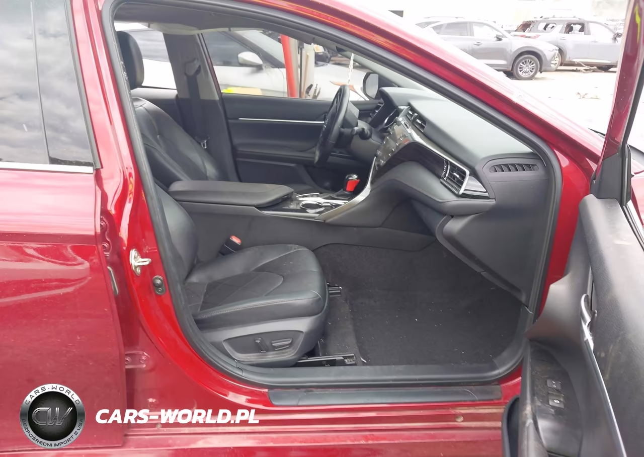 2019 Toyota Camry Xle VIN:4T1B11HK9KU256856 - 5