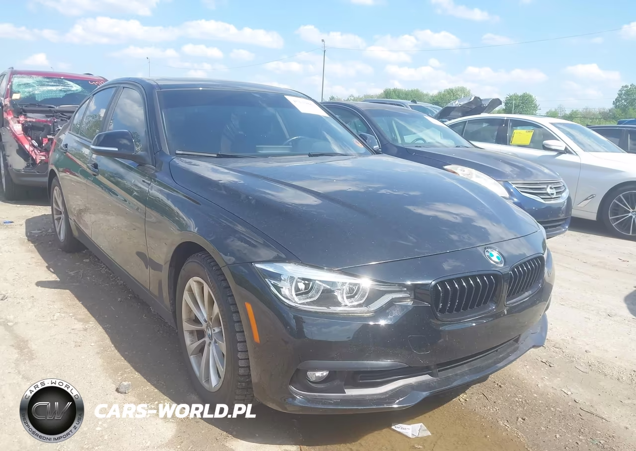 2018 BMW 320I xDrive – zdjęcie 1 z 17