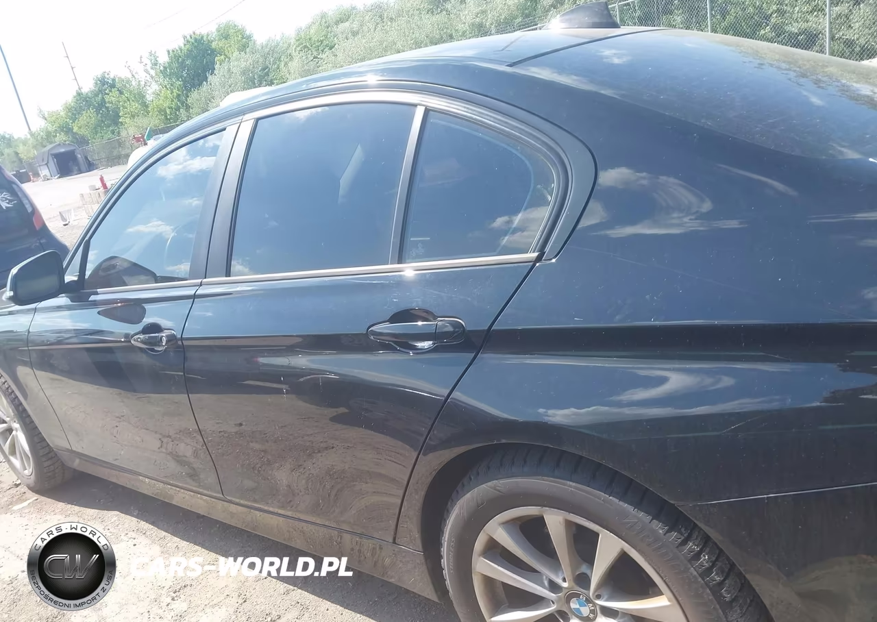 2018 BMW 320I xDrive VIN:WBA8A3C57JA505454 - 14